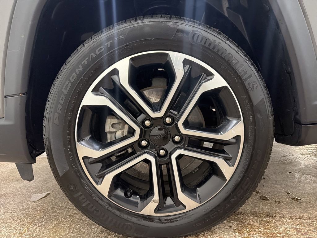 Used 2022 Jeep Compass Limited image 18