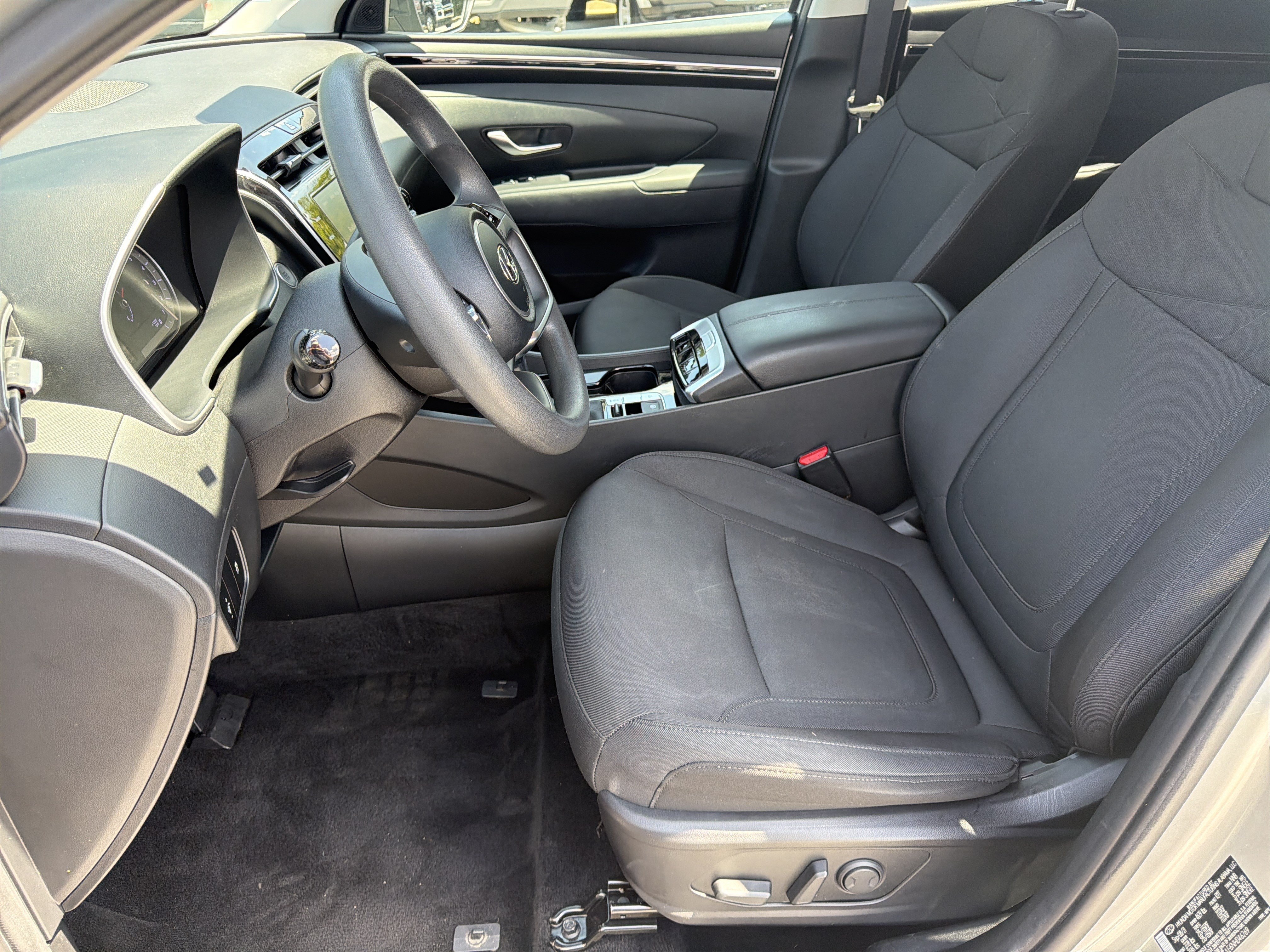 Used 2022 Hyundai Tucson SEL FWD image 11