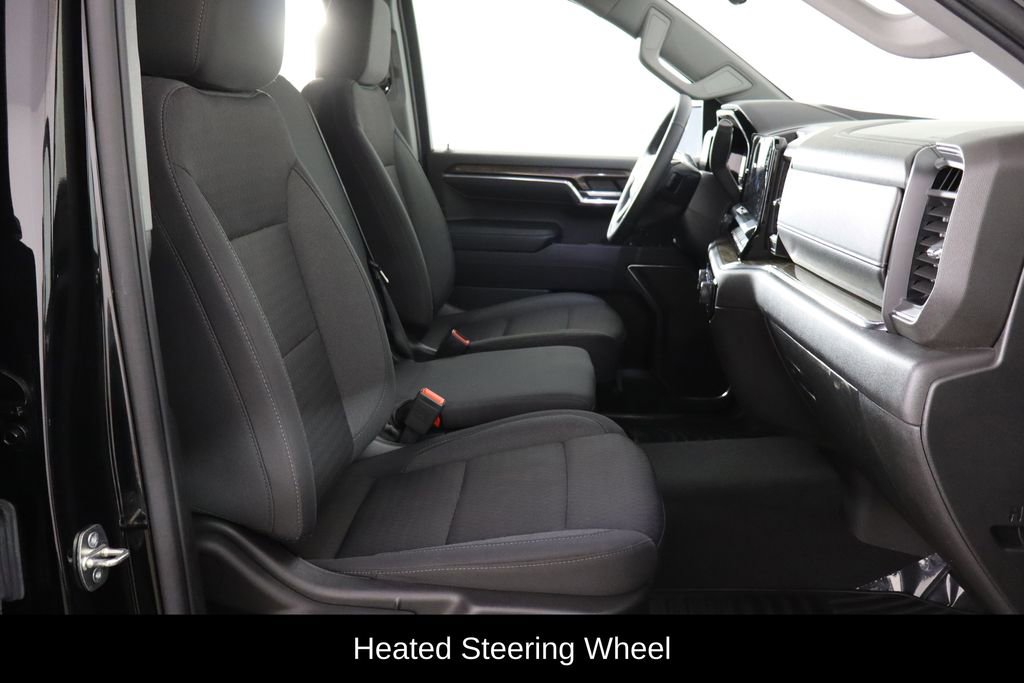 Used 2023 Chevrolet Silverado 1500 LT AWD/4WD image 18