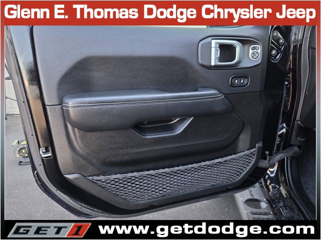 Used 2022 Jeep Wrangler Unlimited Rubicon AWD/4WD image 23