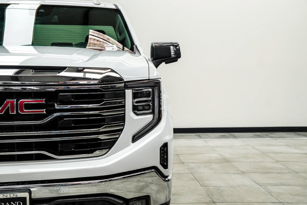 Used 2025 GMC Sierra 1500 SLT AWD/4WD image 8