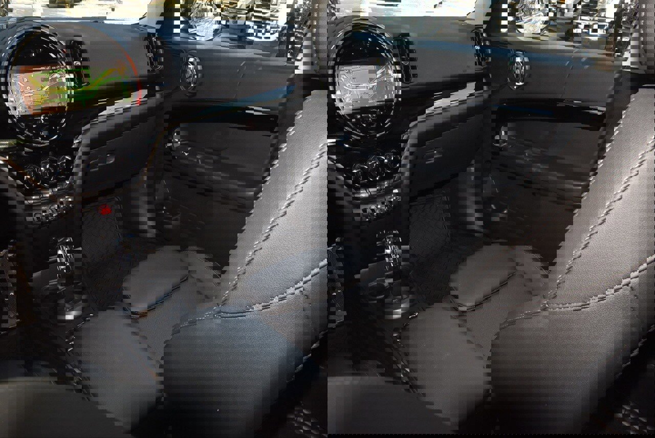 Used 2024 MINI Cooper Countryman S w/ Premium Package image 17