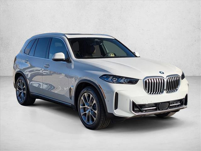 New 2026 BMW X5 xDrive50e image 7