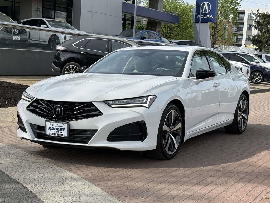 Used 2025 Acura TLX w/ Technology Package image 3