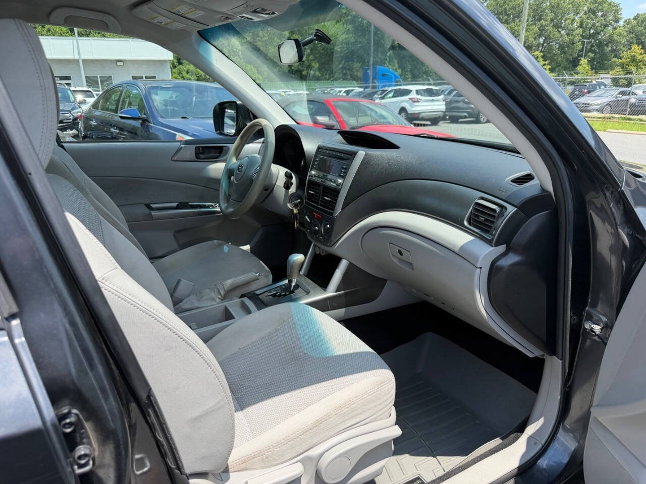 Used 2012 Subaru Forester 2.5X w/ Alloy Wheel Pkg AWD/4WD image 12
