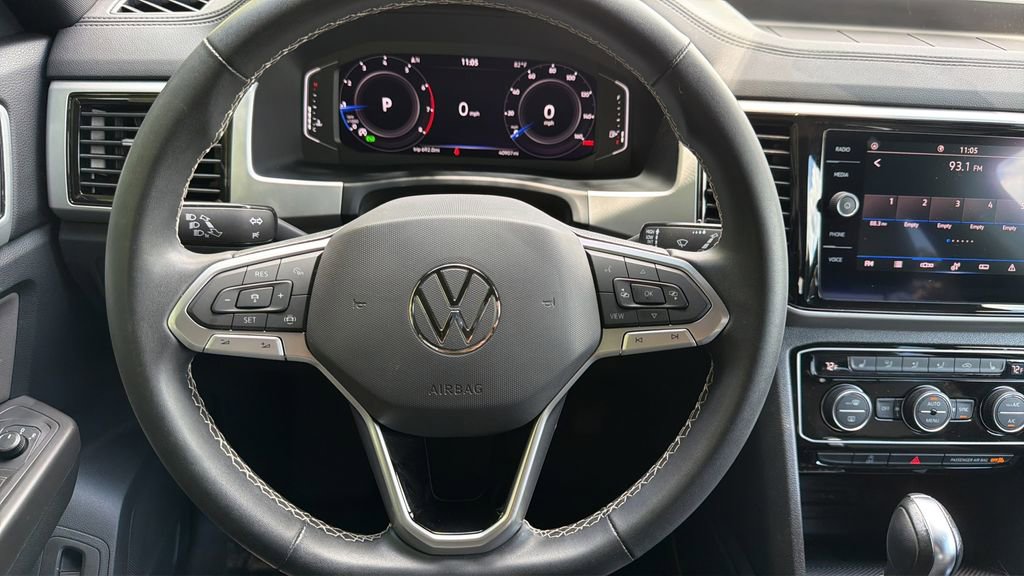 Certified 2022 Volkswagen Atlas Cross Sport SE w/ Panoramic Sunroof Package FWD image 14