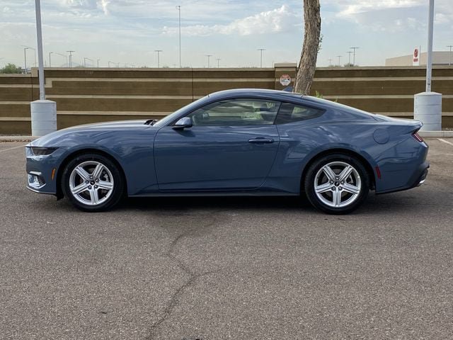 New 2026 Ford Mustang Coupe RWD video 3
