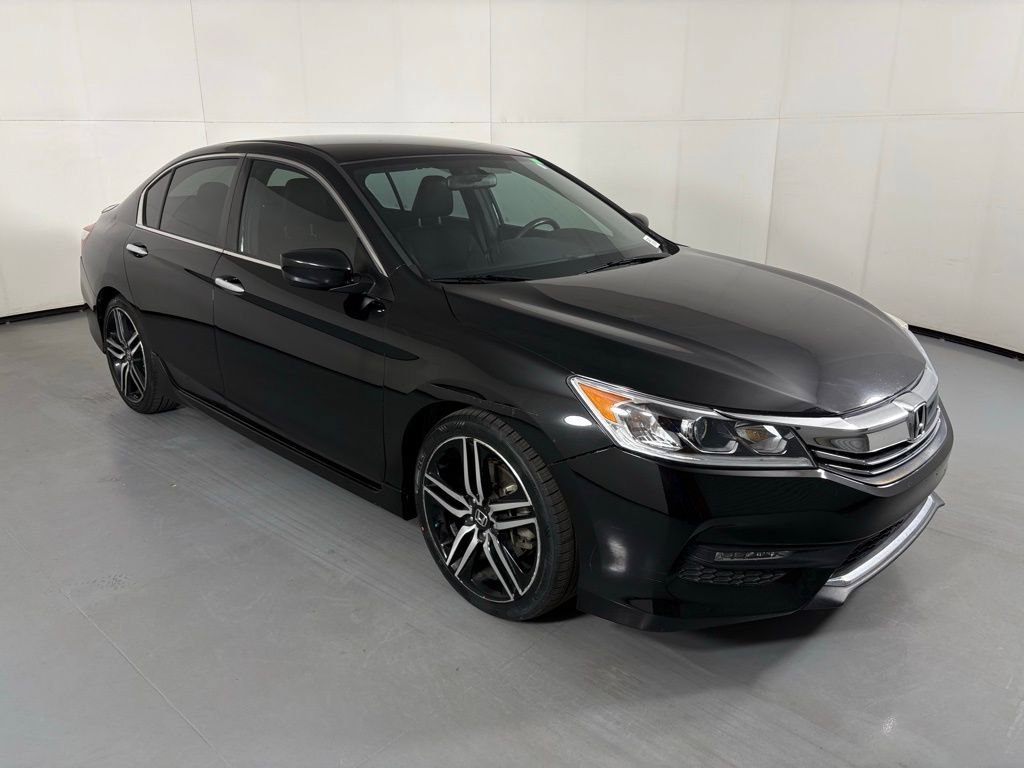 Used 2016 Honda Accord Sport image 2