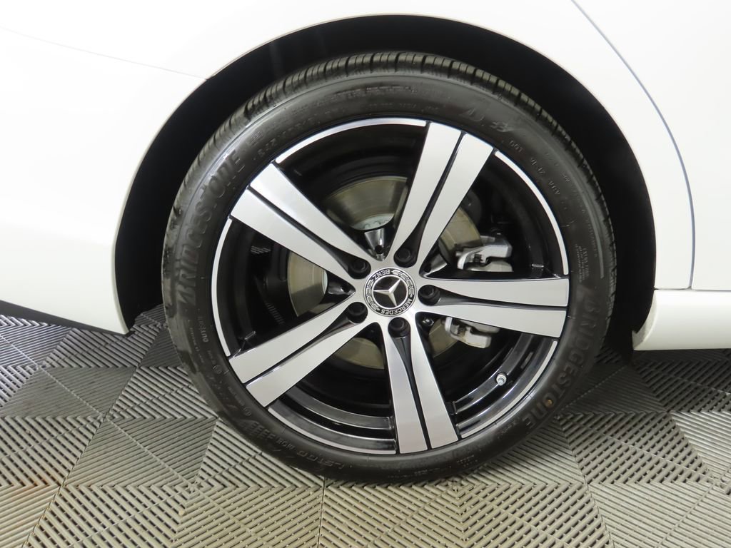 Certified 2025 Mercedes-Benz C 300 Sedan image 30