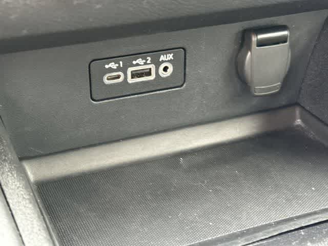 Used 2025 Nissan Altima 2.5 SV FWD image 26