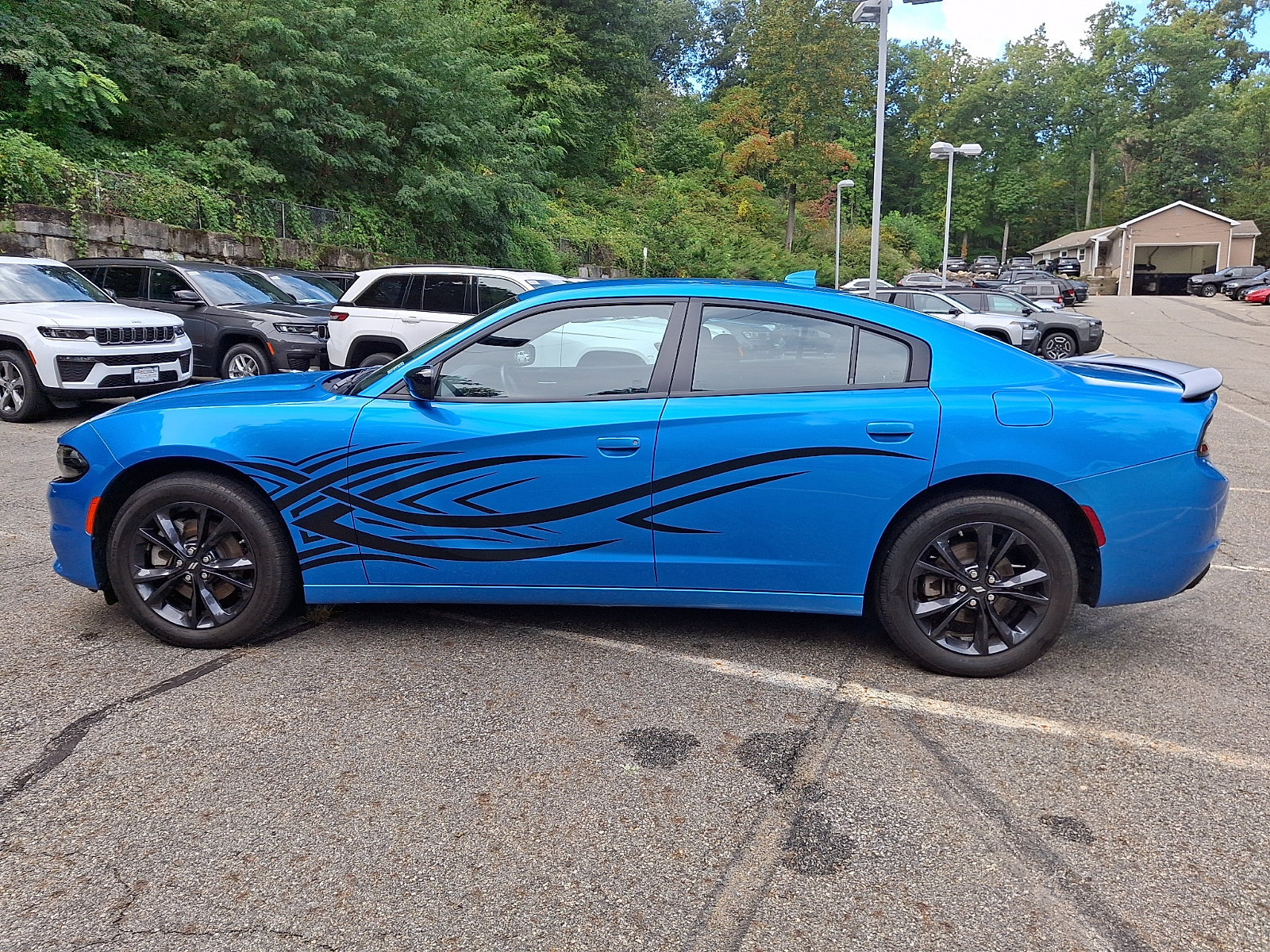 Certified 2023 Dodge Charger SXT w/ Blacktop Package AWD/4WD image 4