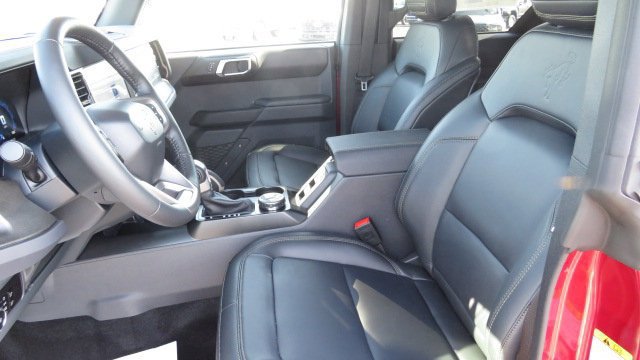 New 2025 Ford Bronco Badlands AWD/4WD image 4