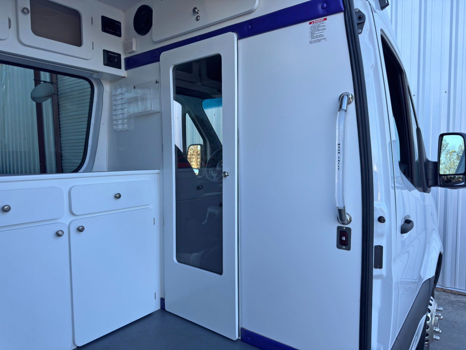 Used 2023 Mercedes-Benz Sprinter 3500 w/ Acoustic Package image 58