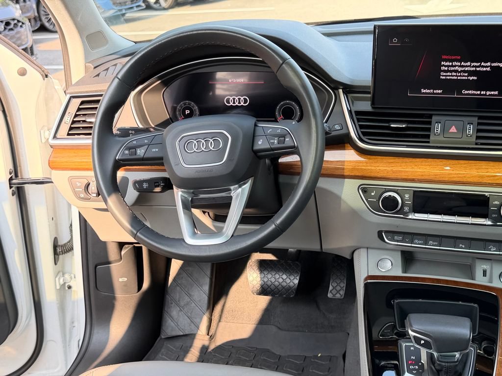 Used 2023 Audi Q5 2.0T Premium Plus w/ Premium Plus Package AWD/4WD image 21