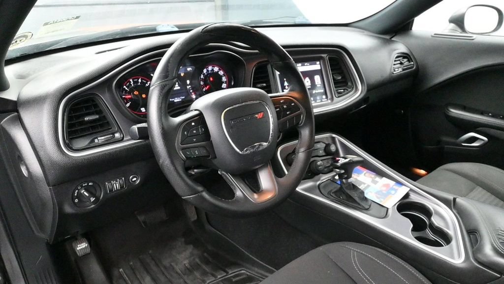 Used 2019 Dodge Challenger SXT w/ Blacktop Package RWD image 11