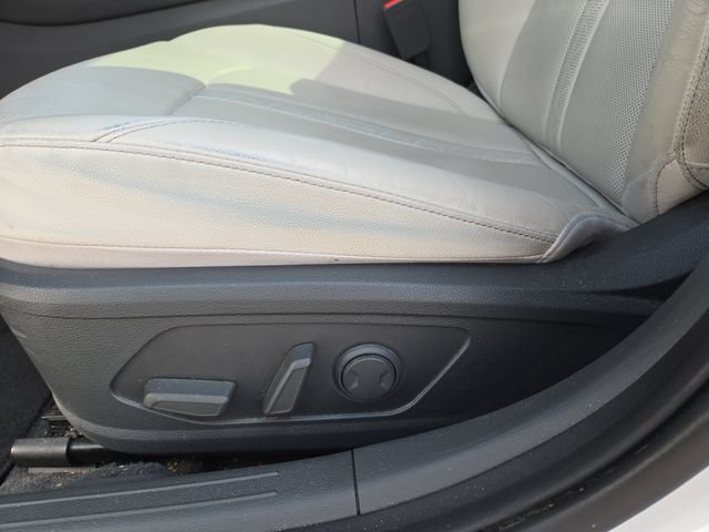Certified 2022 Hyundai Sonata Limited w/ Preferred Accessory Package FWD image 23