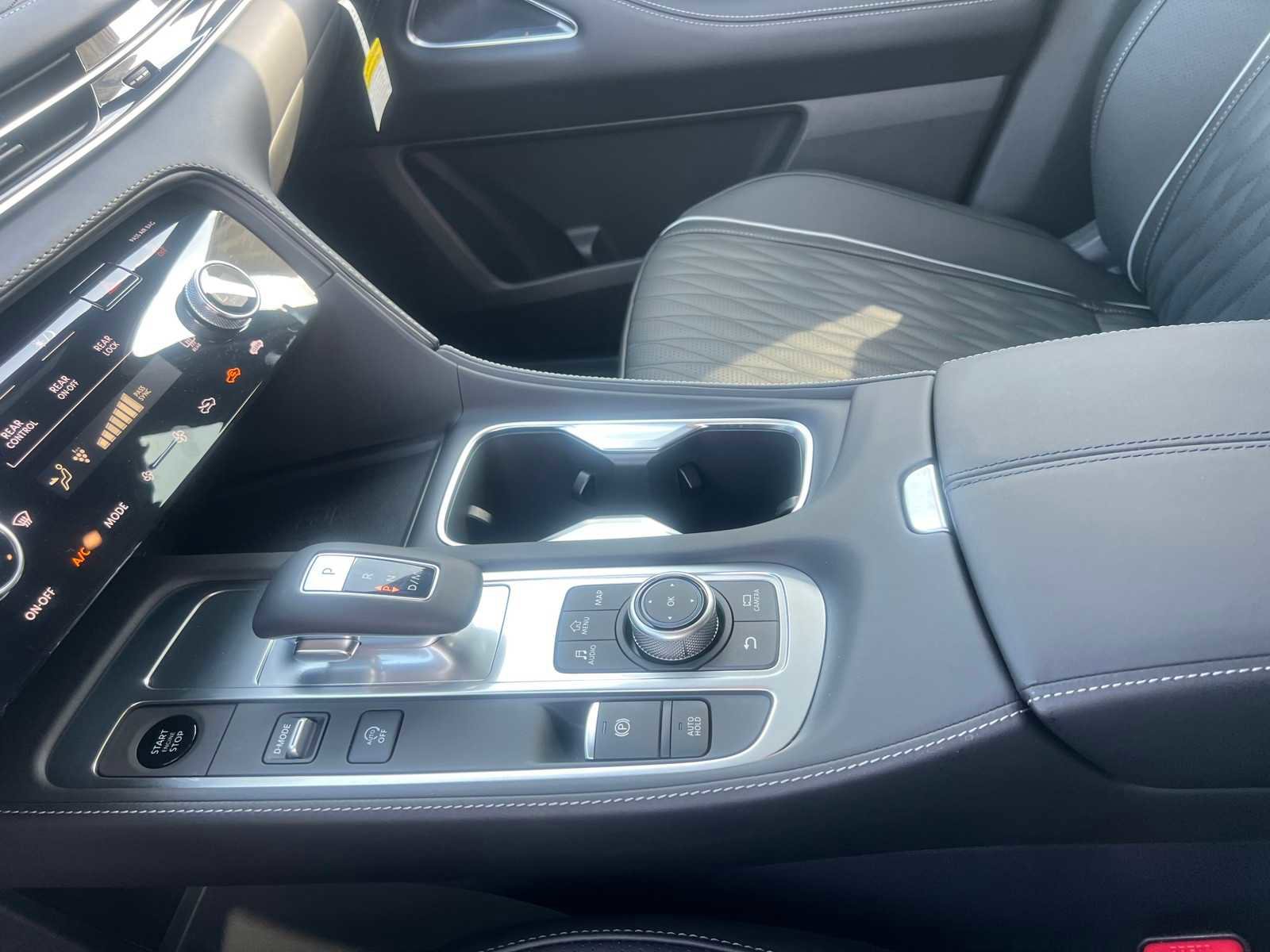 New 2026 INFINITI QX60 Autograph w/ Dark Cargo Package image 24