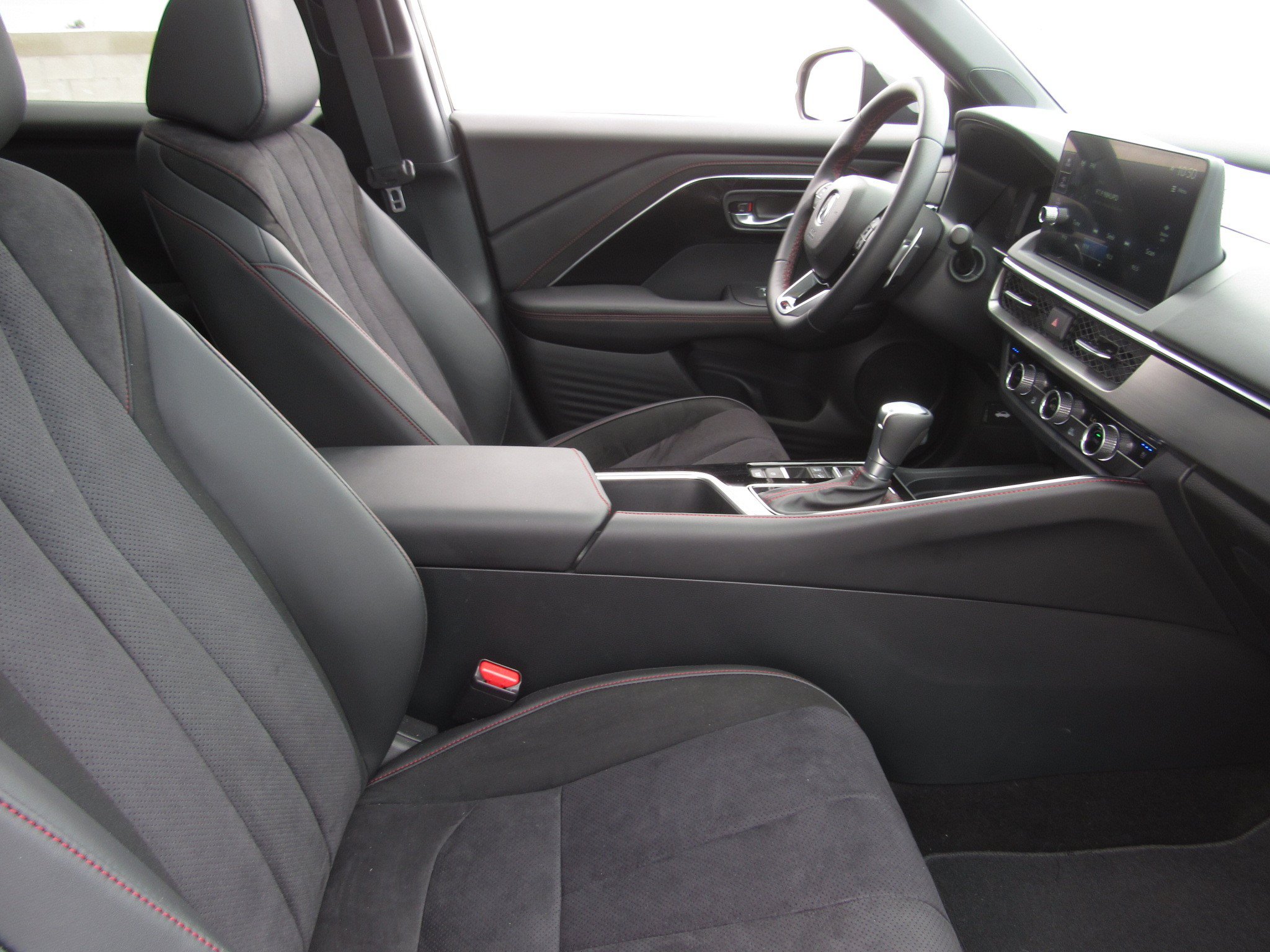 Certified 2025 Acura ADX A-Spec AWD/4WD image 9