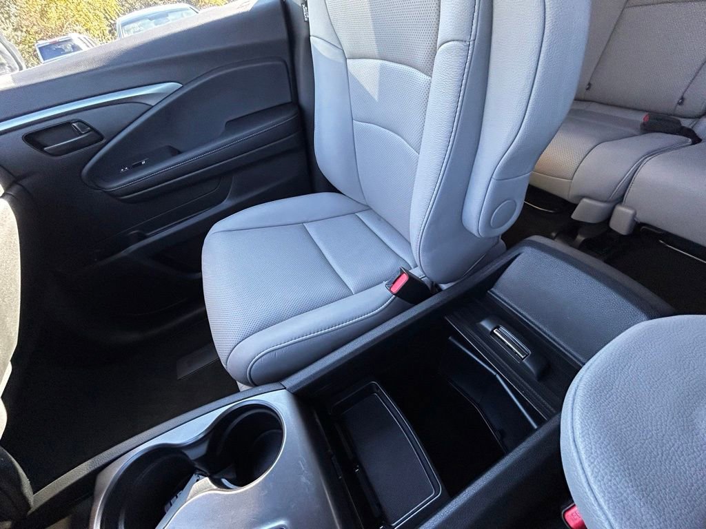 Used 2023 Honda Passport EX-L image 23