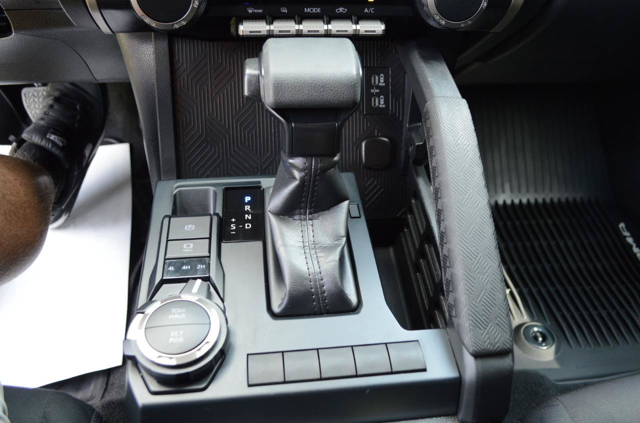 Used 2026 Toyota Tacoma SR5 AWD/4WD image 25