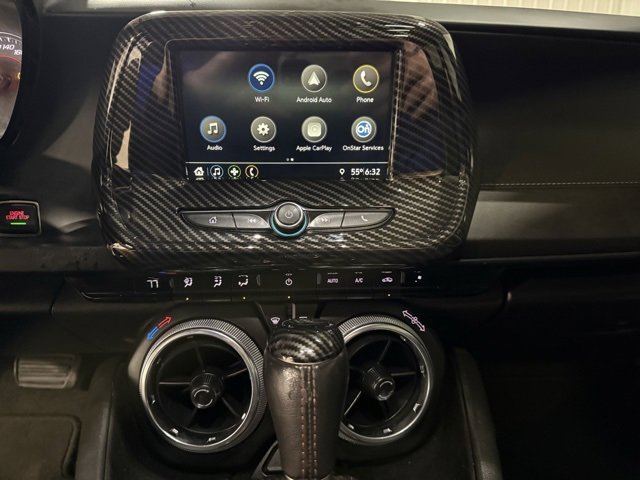 Used 2019 Chevrolet Camaro LT image 16