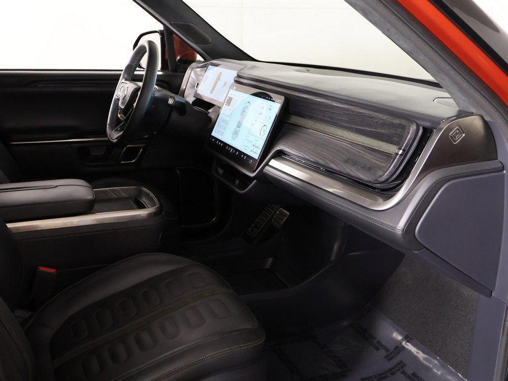 Used 2022 Rivian R1T Adventure image 27