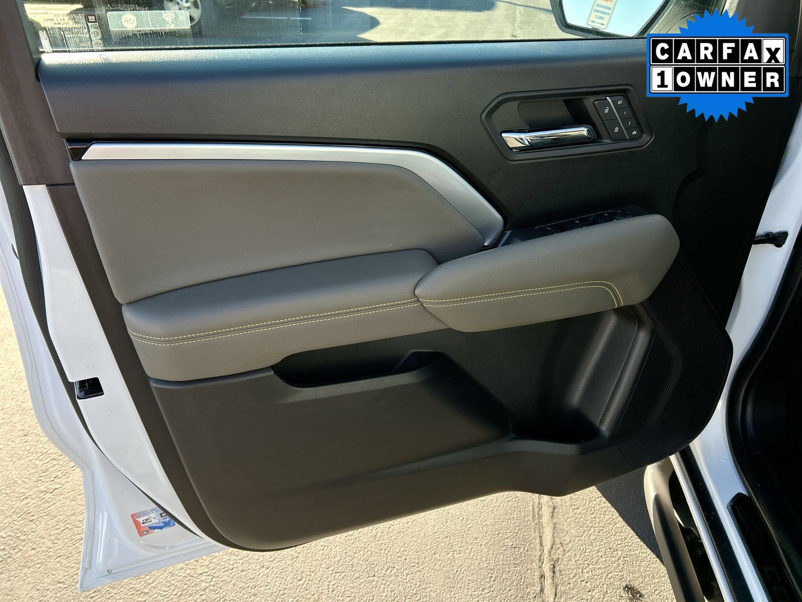 Used 2023 Chevrolet Colorado ZR2 w/ ZR2 Convenience Package III image 10