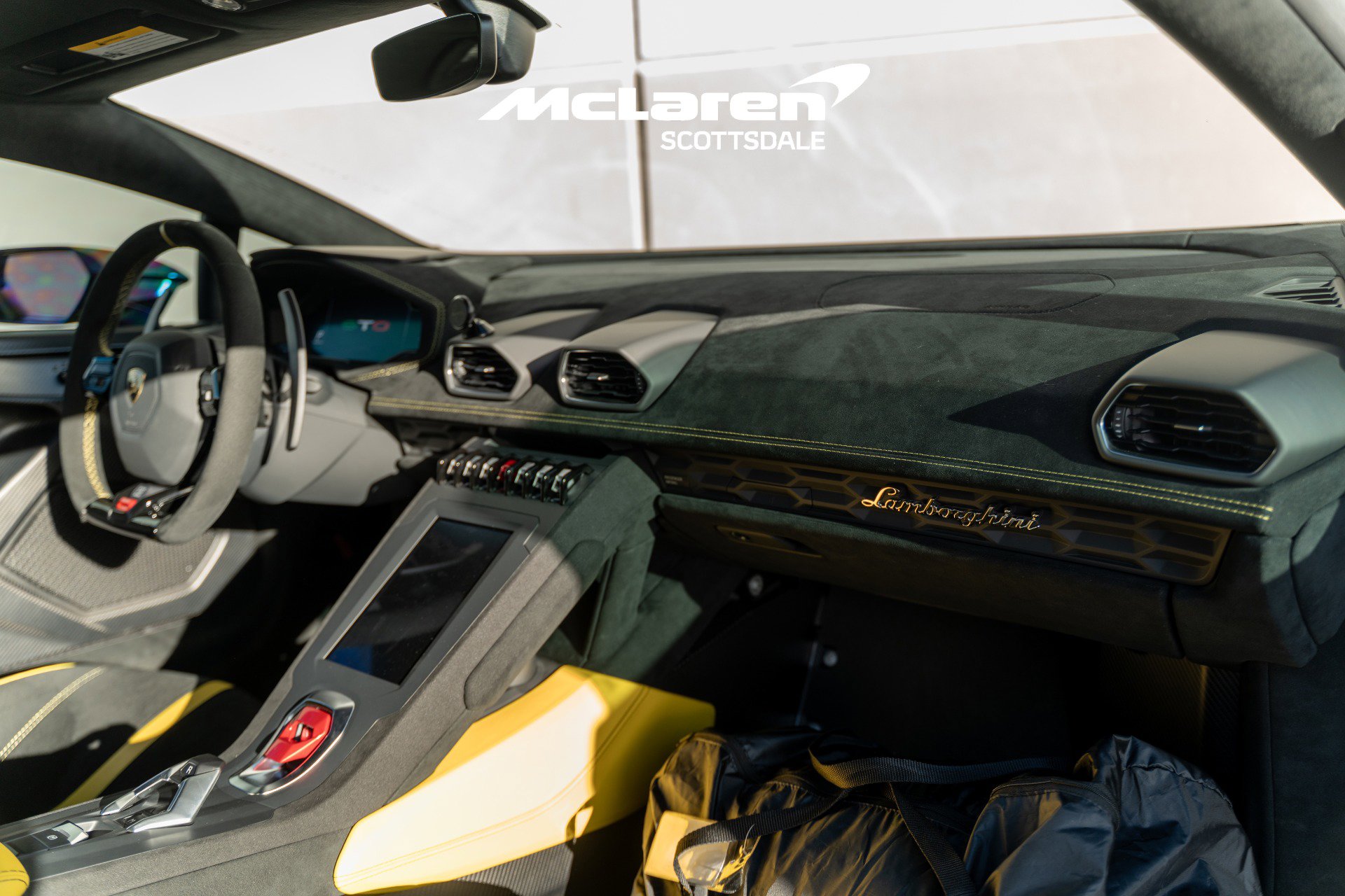 Used 2022 Lamborghini Huracan STO image 43