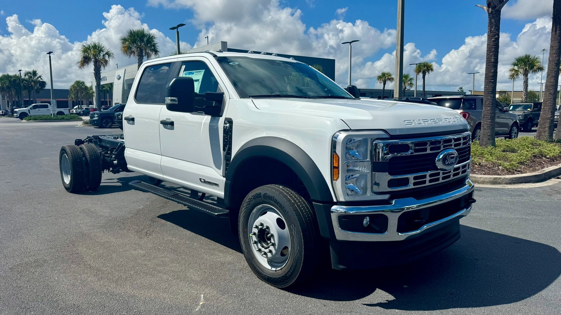 New 2025 Ford F450 XL w/ XL Chrome Package