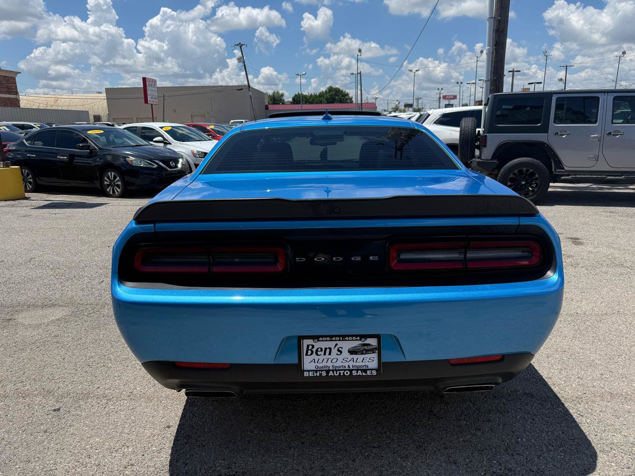 Used 2016 Dodge Challenger R/T Scat Pack w/ Leather Interior Group RWD image 7