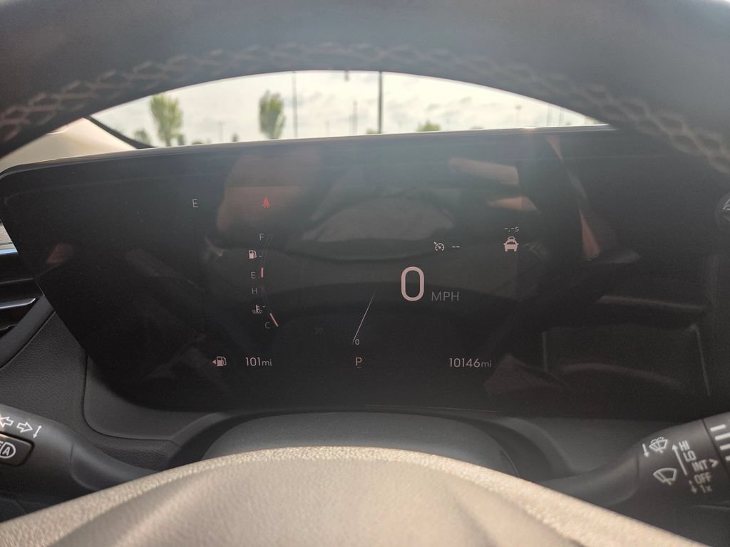Used 2025 Buick Encore GX Preferred AWD/4WD image 25