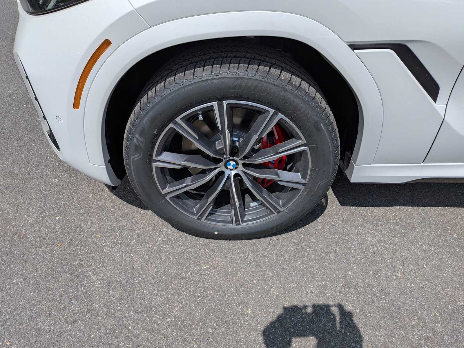 New 2027 BMW X6 xDrive40i w/ Executive Package AWD/4WD image 25