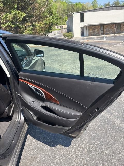 Used 2013 Buick LaCrosse Premium w/ Entertainment Package FWD image 23