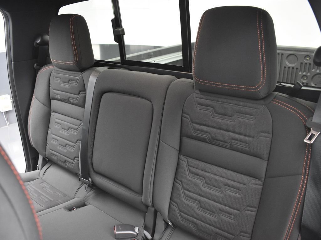 New 2026 Nissan Frontier PRO-4X w/ Pro-4x Convenience Package image 17