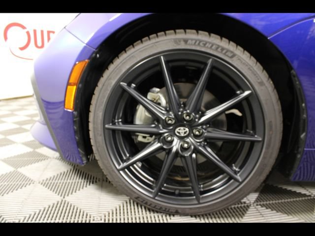 Used 2024 Toyota GR86 Premium RWD image 24