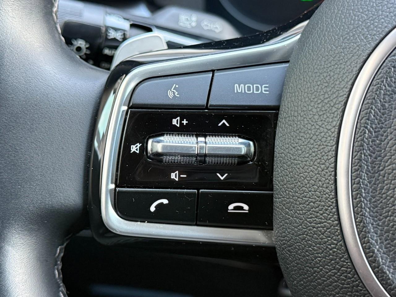 Used 2024 Kia Sorento EX image 34