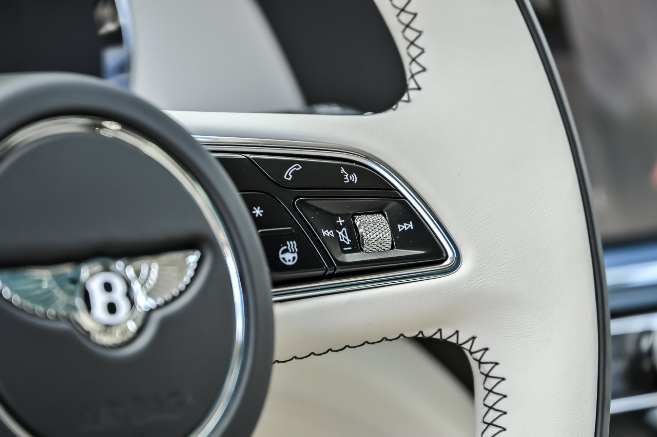 New 2026 Bentley Bentayga AWD/4WD image 26