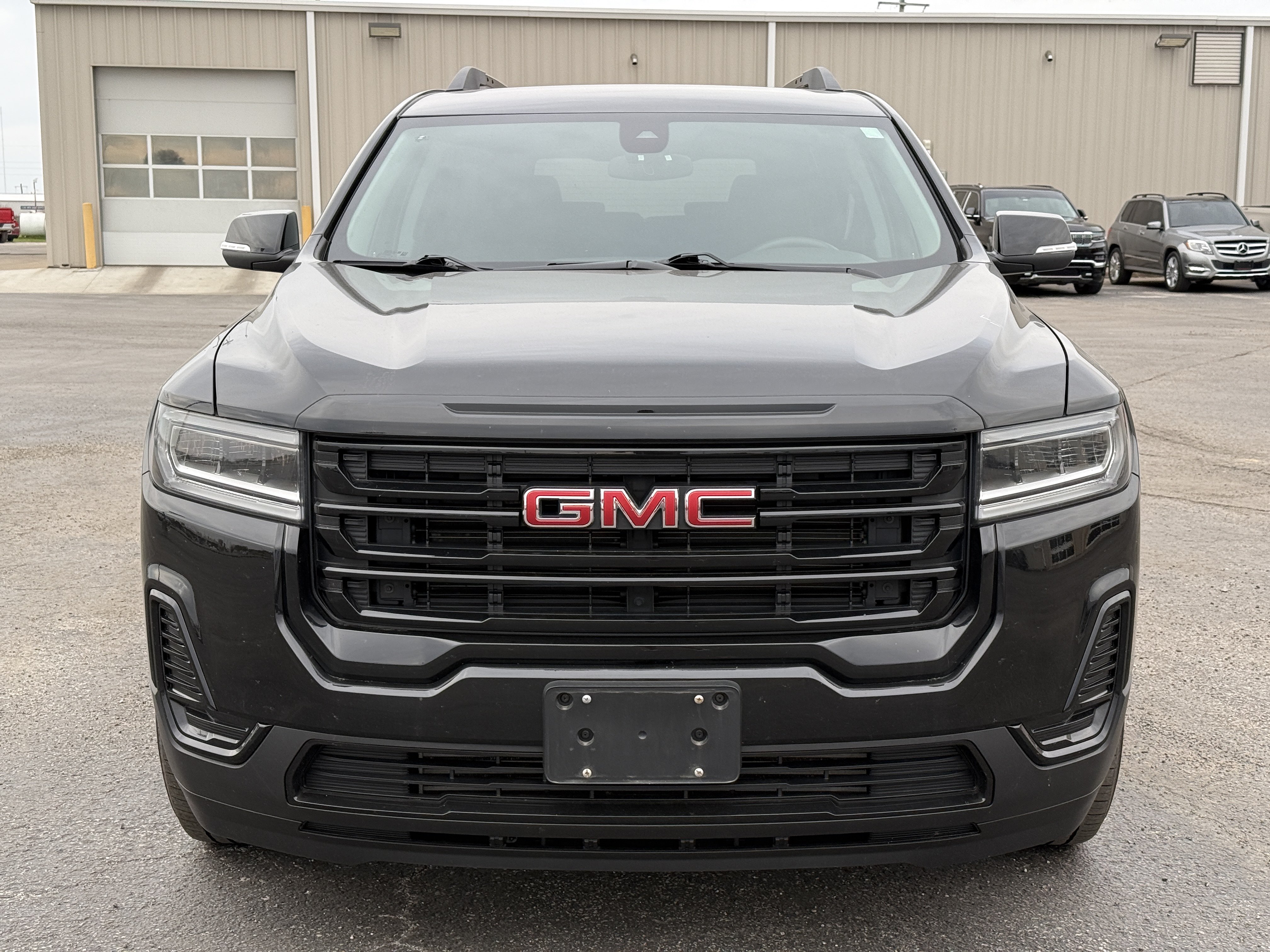 Used 2023 GMC Acadia SLE w/ Driver Convenience Package AWD/4WD image 9