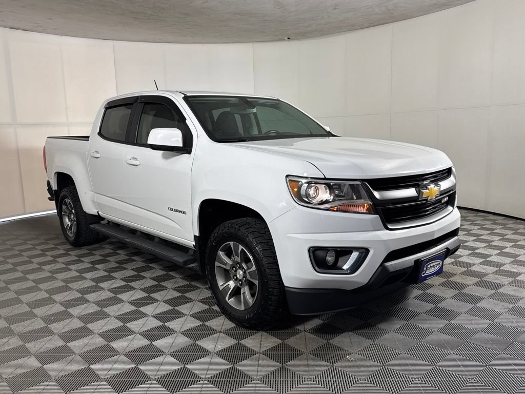 Used 2017 Chevrolet Colorado Z71 AWD/4WD image 5