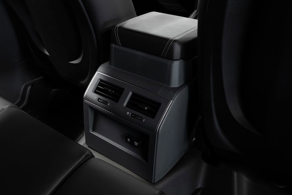 New 2025 INEOS Grenadier image 40