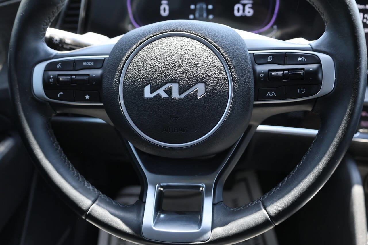 Used 2025 Kia Sportage X-Line w/ Premium Package AWD/4WD image 18