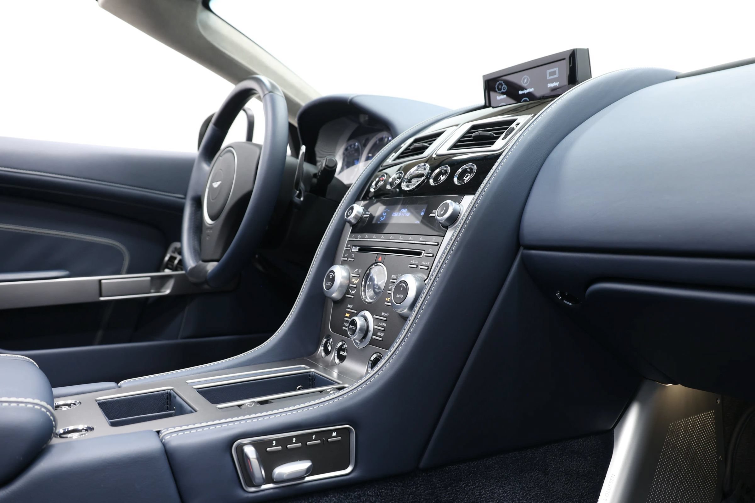 Used 2012 Aston Martin Virage Volante RWD image 82