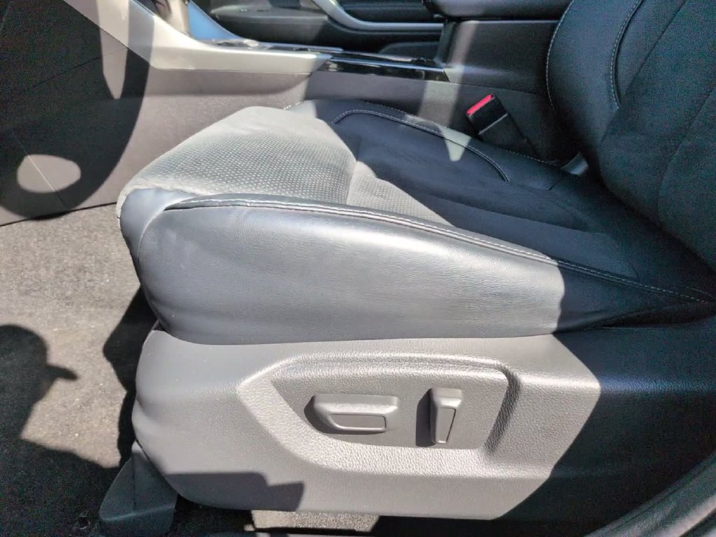 Used 2023 Mitsubishi Eclipse Cross SE AWD/4WD image 19