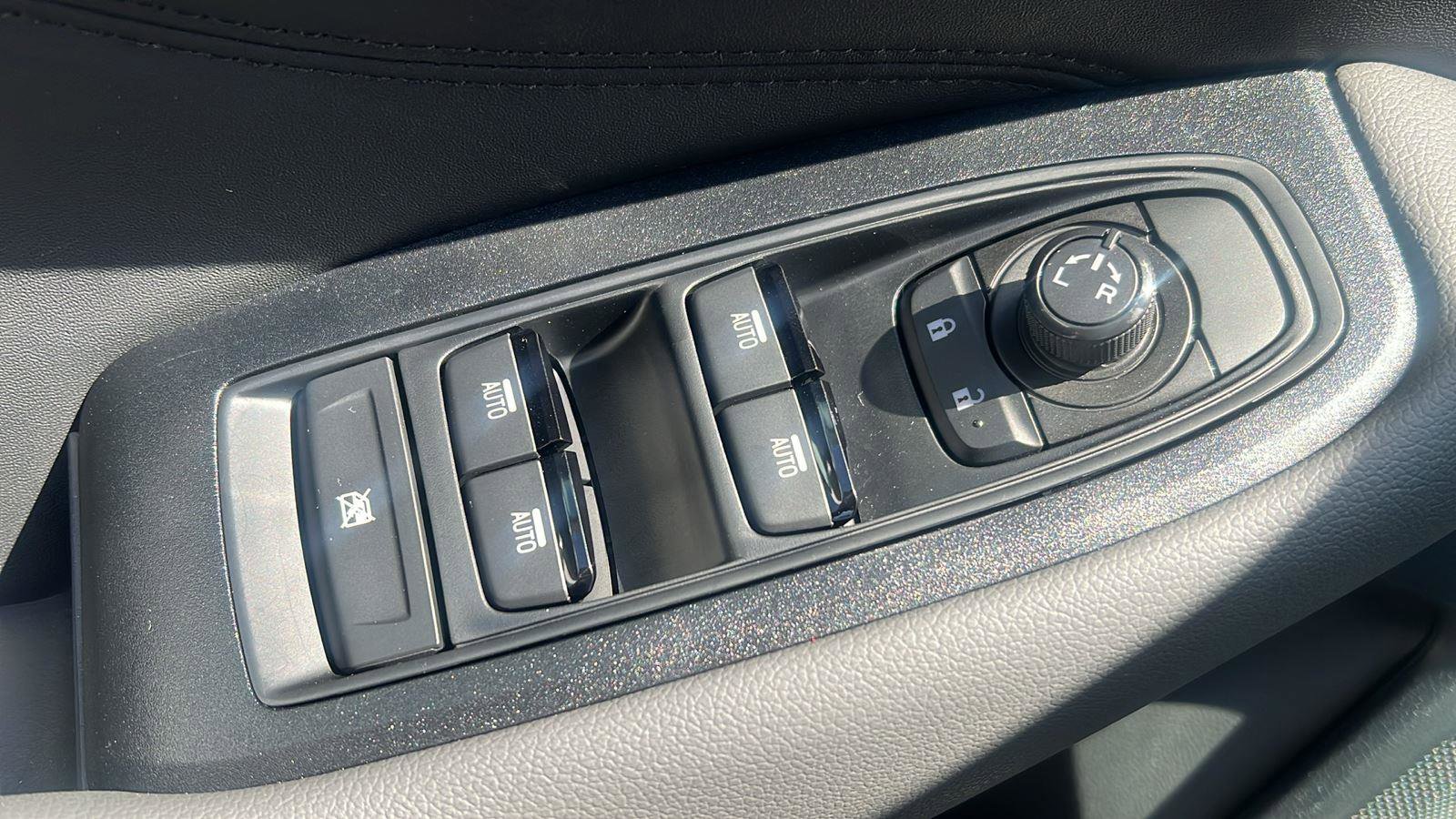 Certified 2025 Subaru Outback Wilderness AWD/4WD image 10