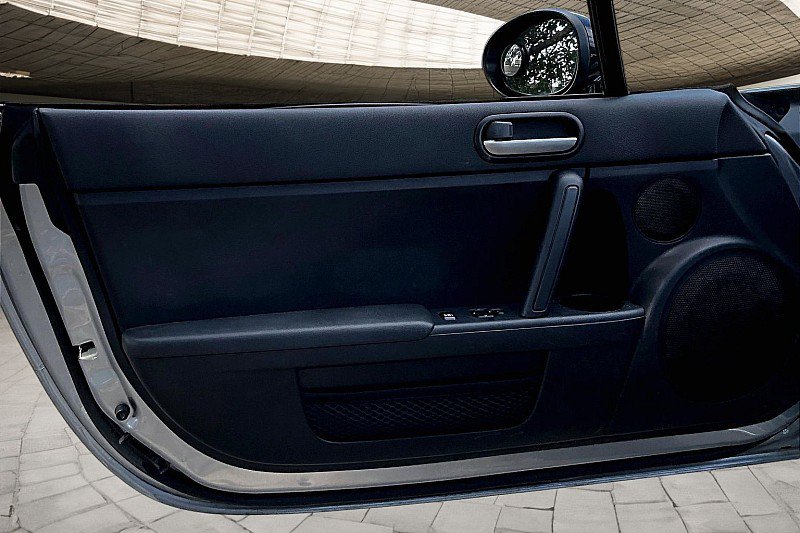 Used 2015 MAZDA MX-5 Miata Club RWD image 14