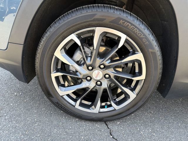 Used 2024 GMC Terrain SLT w/ Infotainment Package II AWD/4WD image 34