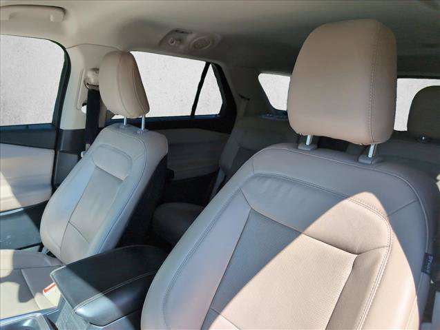 Used 2020 Ford Explorer Limited RWD image 11