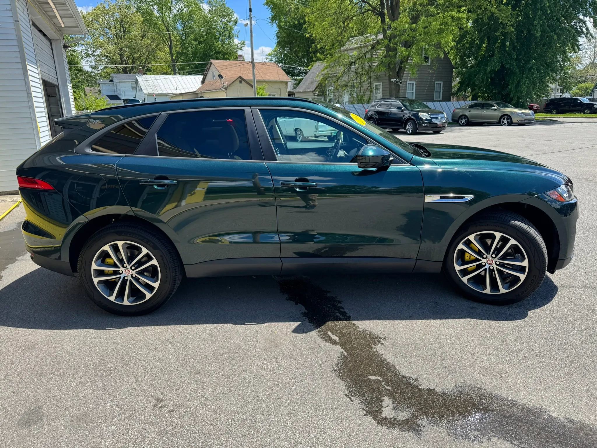 Used 2018 Jaguar F-PACE Premium AWD/4WD image 9