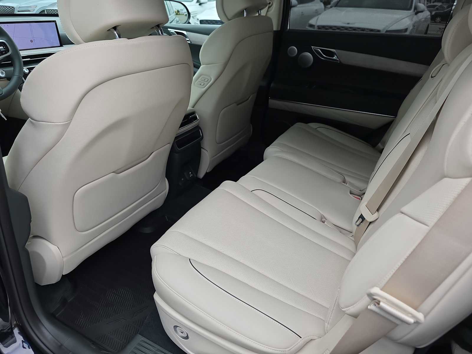 New 2026 Genesis GV80 2.5T Advanced image 23