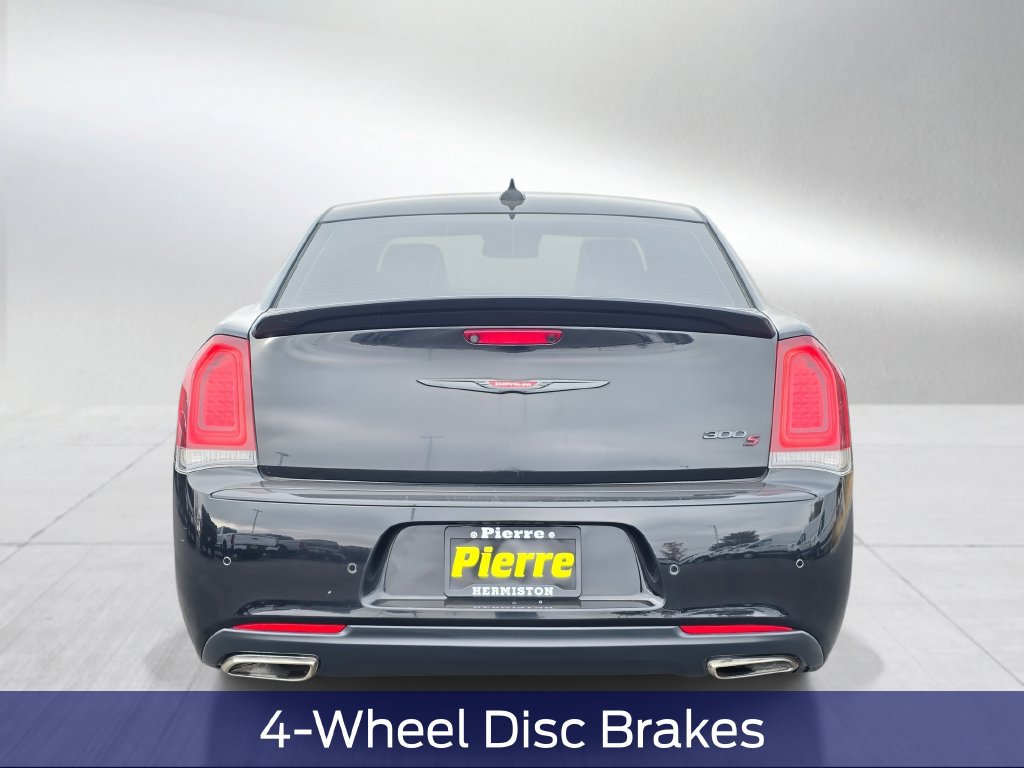 Used 2022 Chrysler 300 S RWD image 5